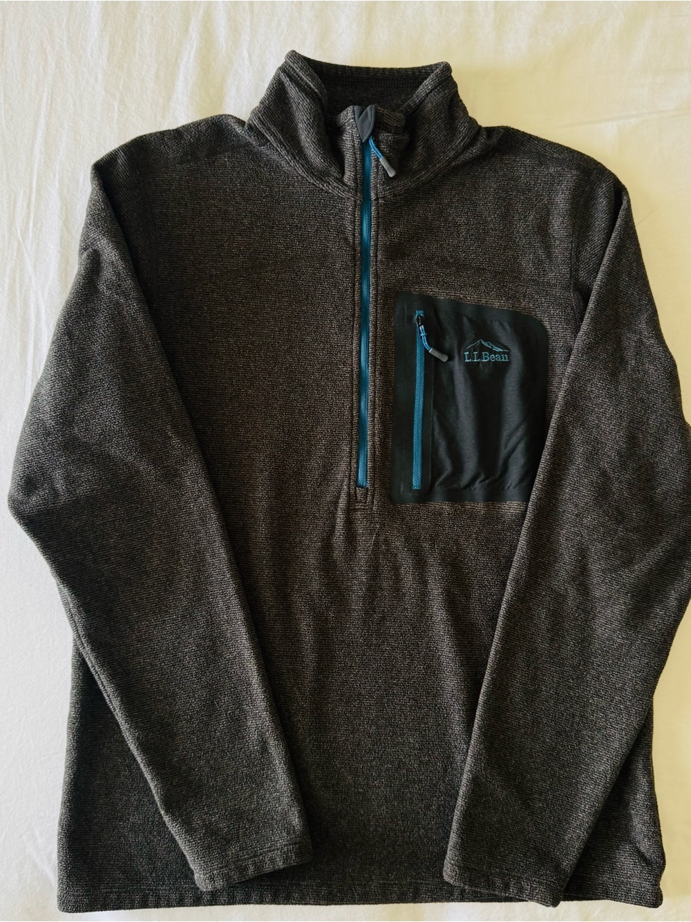 L.L. Bean Men's Quarter-Zip Fleece with Teal Accents Size Medium